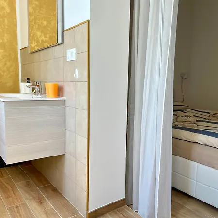 Boutique With Private Heated Pool דירה