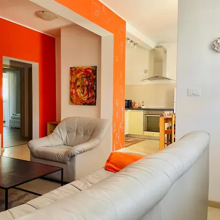 Boutique With Private Pool For Your Exclusive Use *