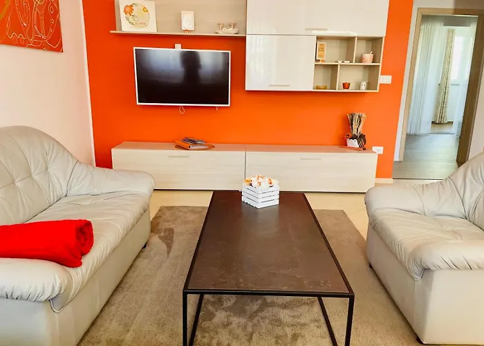 Boutique With Private Heated Pool Novigrad Istria