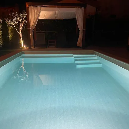 Boutique With Private Heated Pool * Novigrad (Istria)