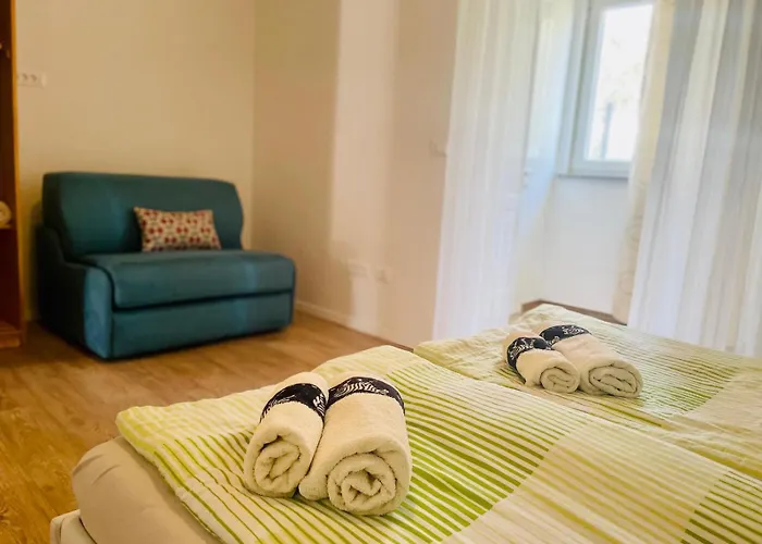 Boutique Apartment With Private Heated Pool For Your Exclusive Use